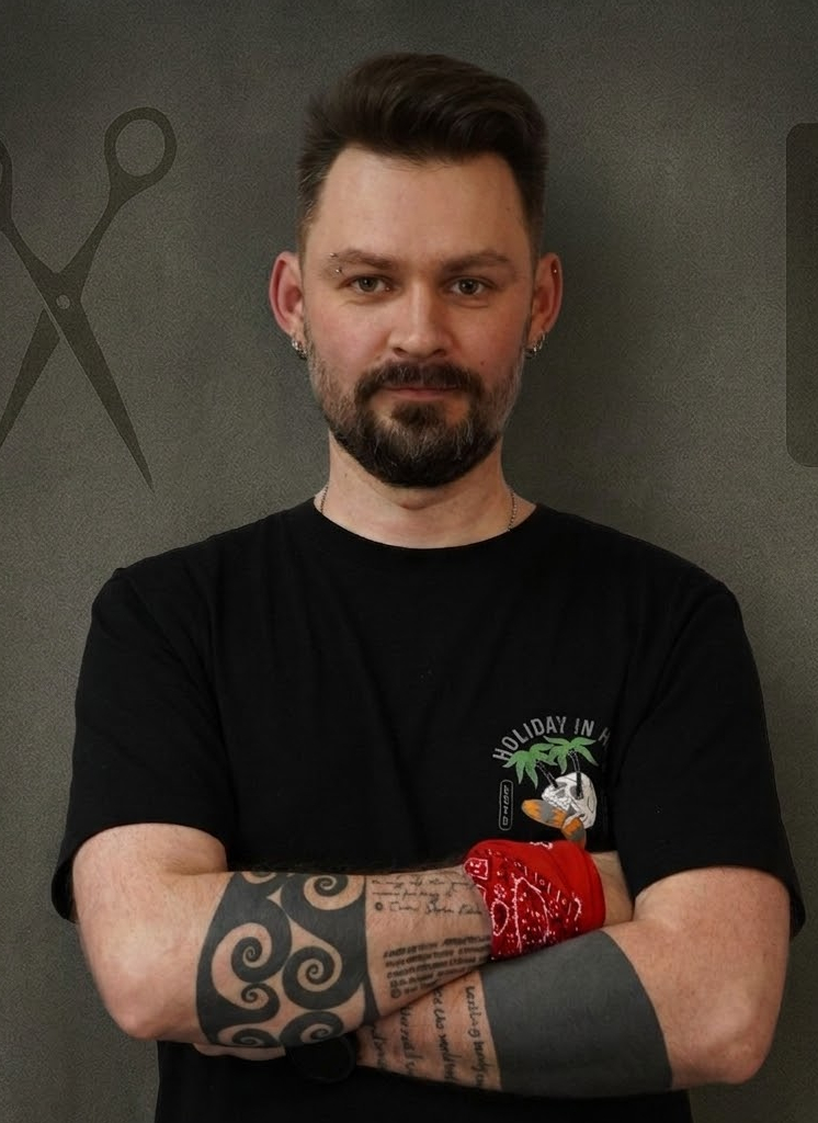 Барбер/Колорист Егор - BeardClub